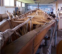 Nachbauboot aus der Bronzezeit